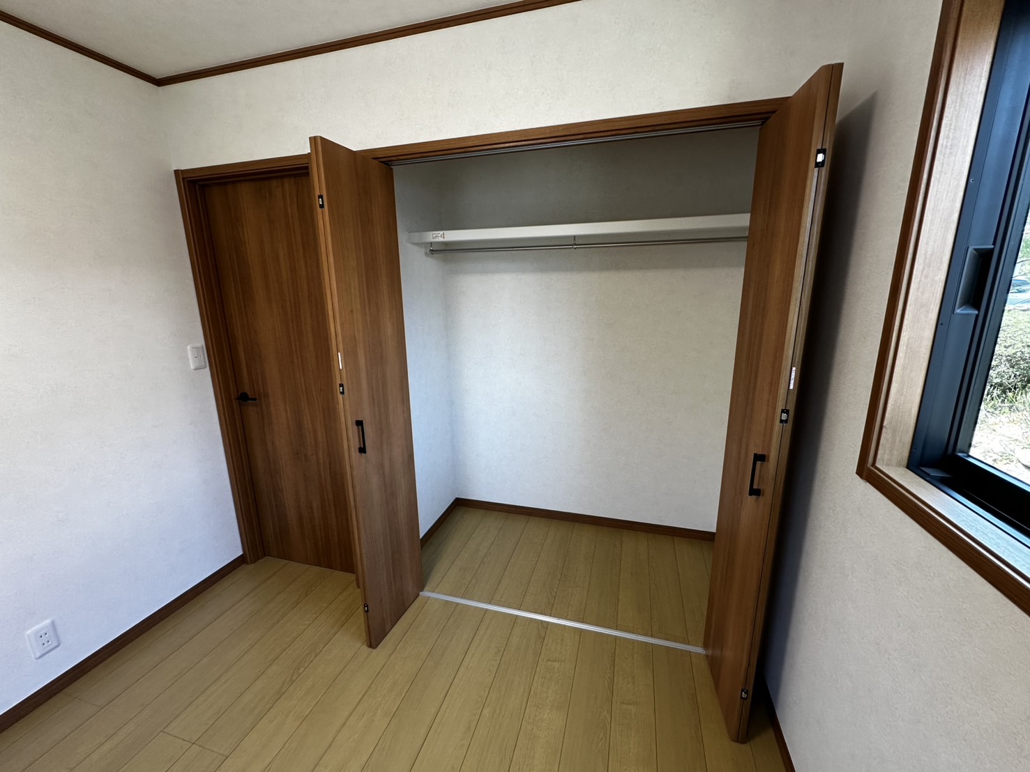 https://joy-house.info