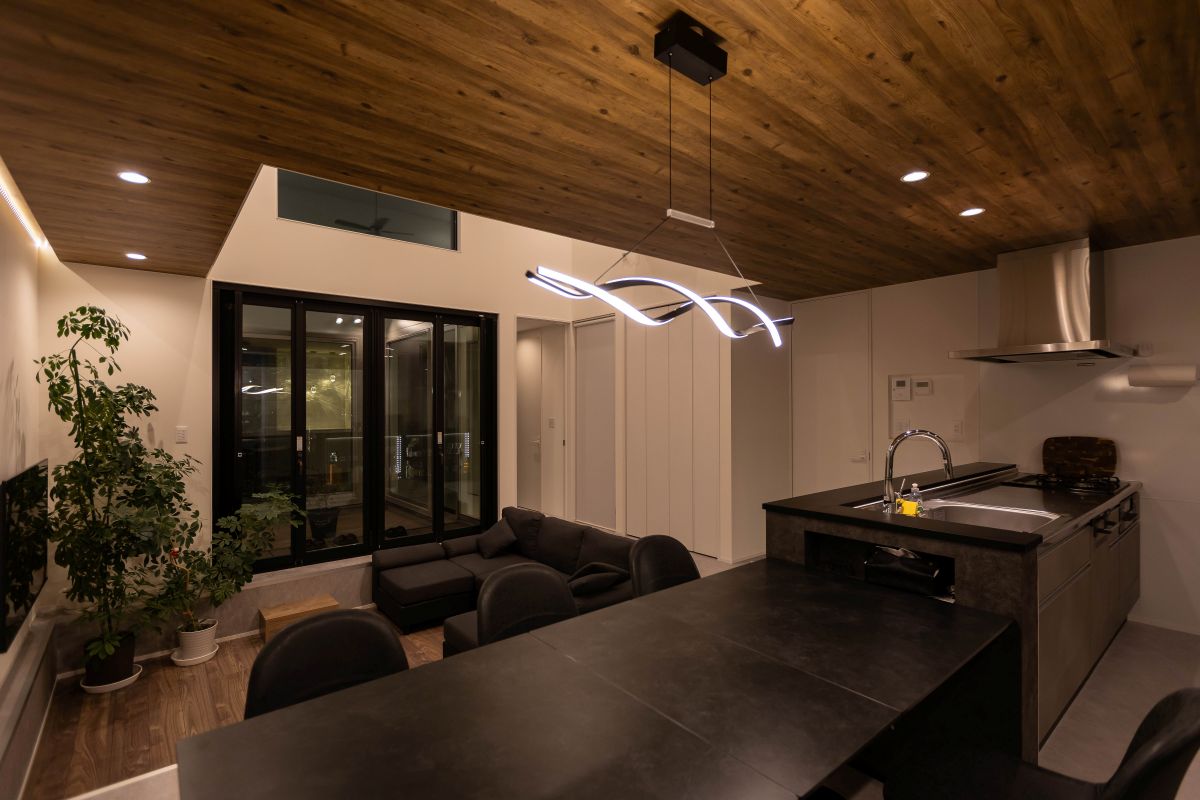https://joy-house.info