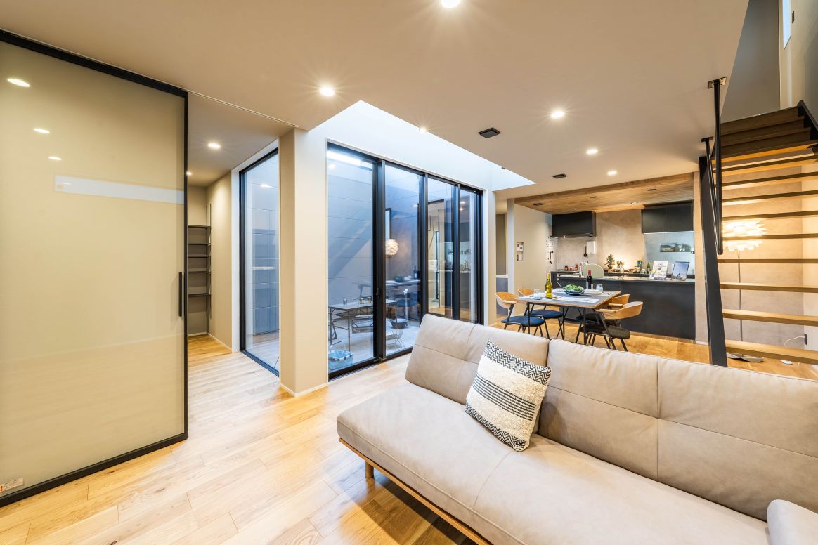 https://joy-house.info