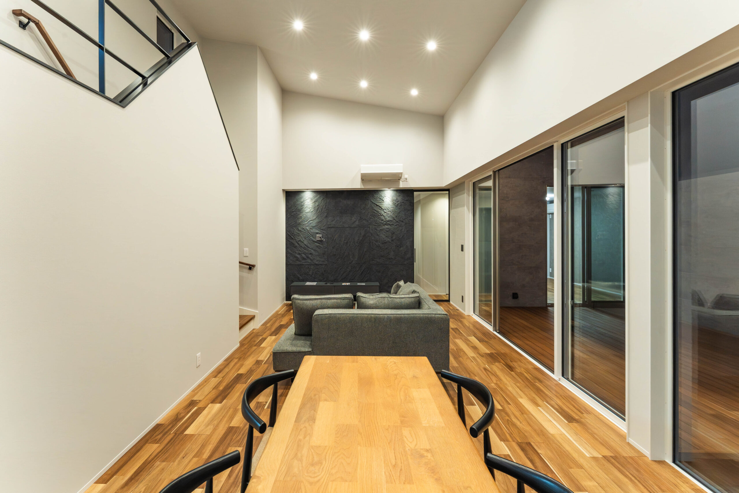 https://joy-house.info