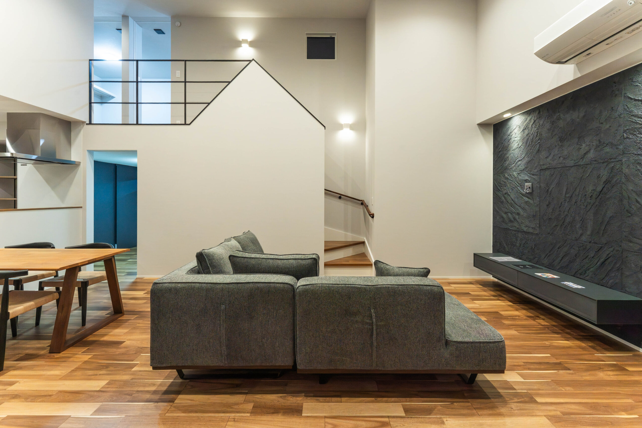 https://joy-house.info